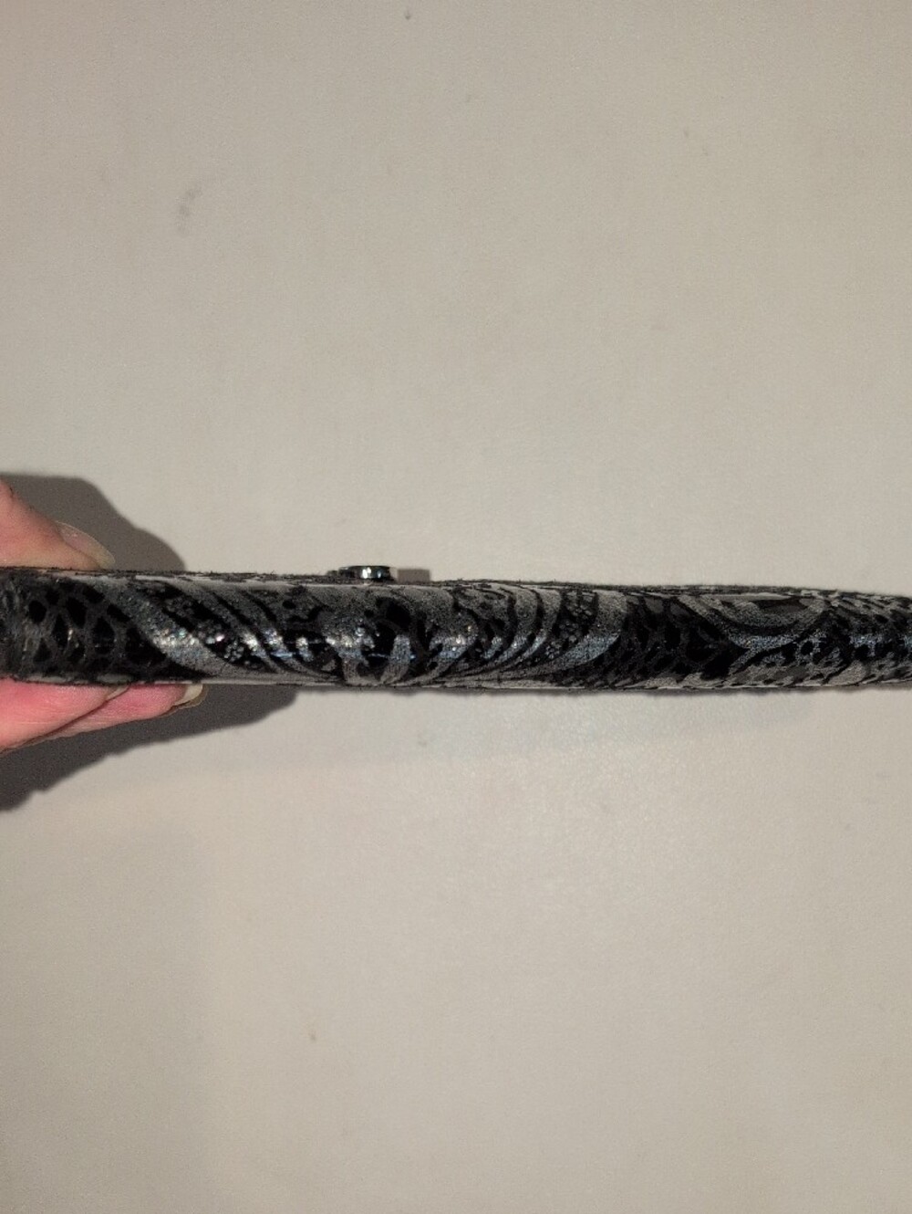 Black and Silver Floral Evening Clutch - Picture 6 of 10